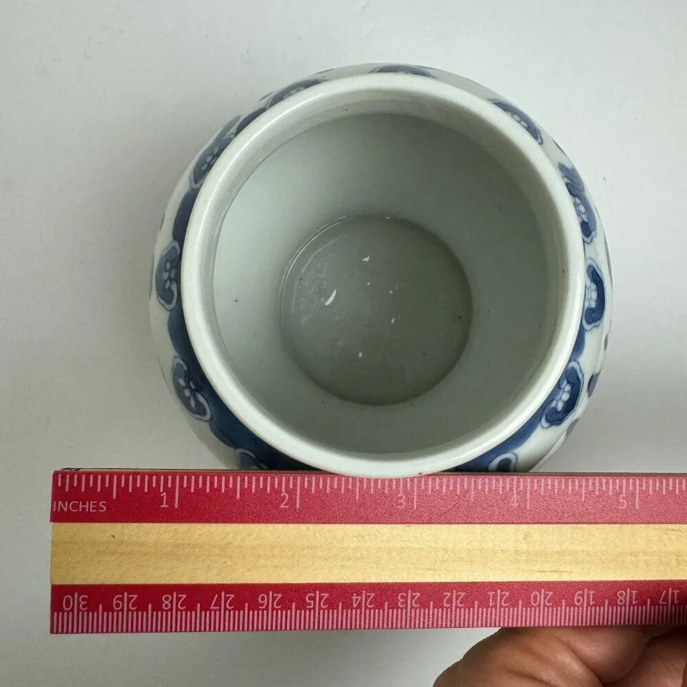 Vintage Chinese Blue and White Vase with Mark 6